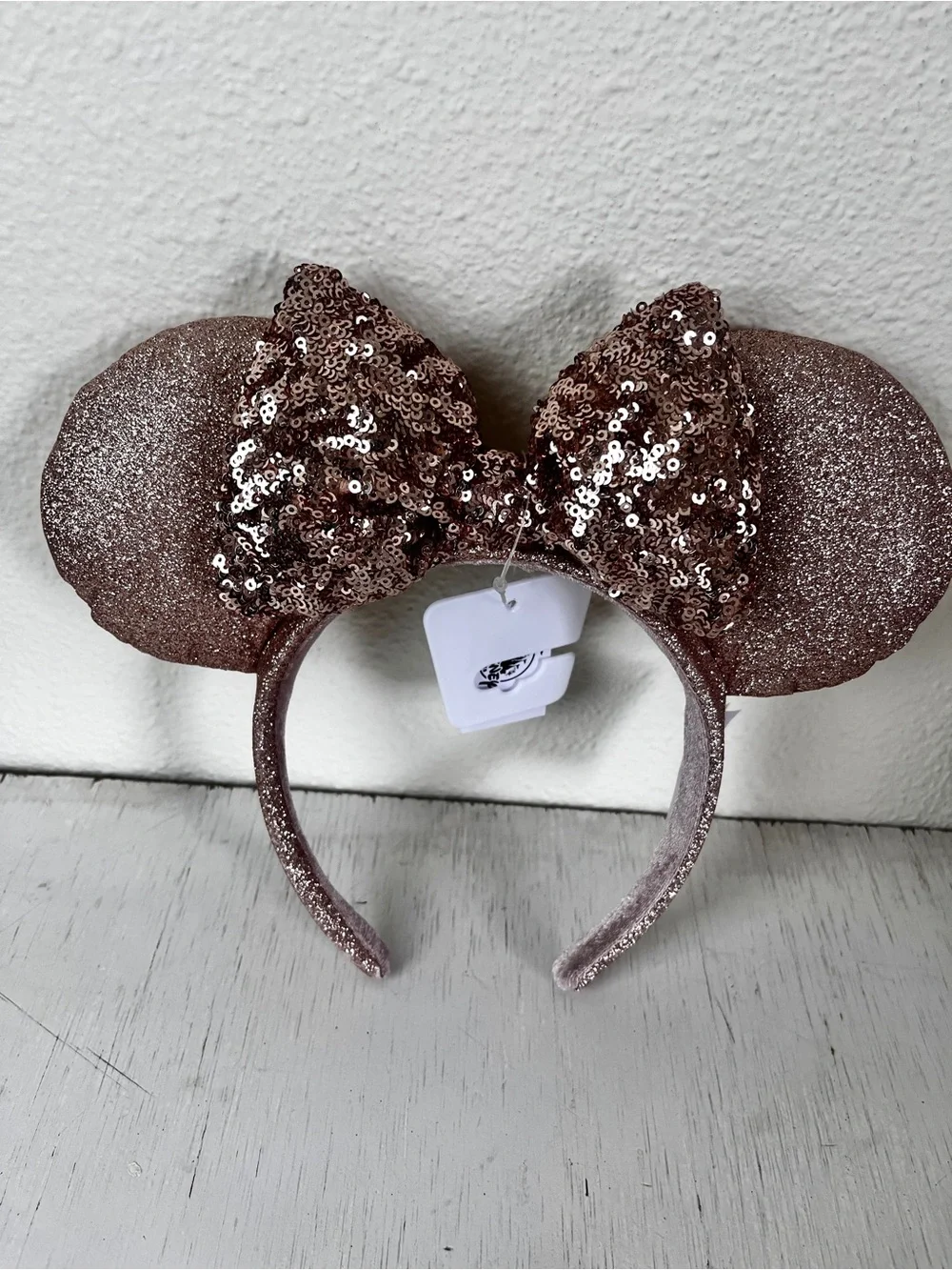 Disney Parks rose gold glitter sequin Minnie Mouse headband NWT